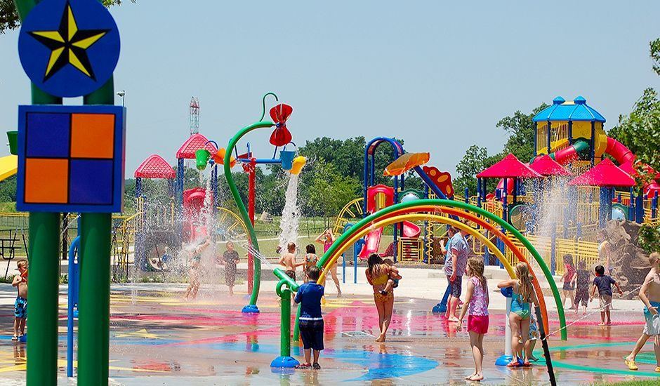 Children at a Bixby splash pad